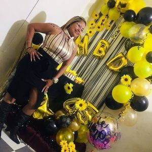 Meet your Posher, Anayanci